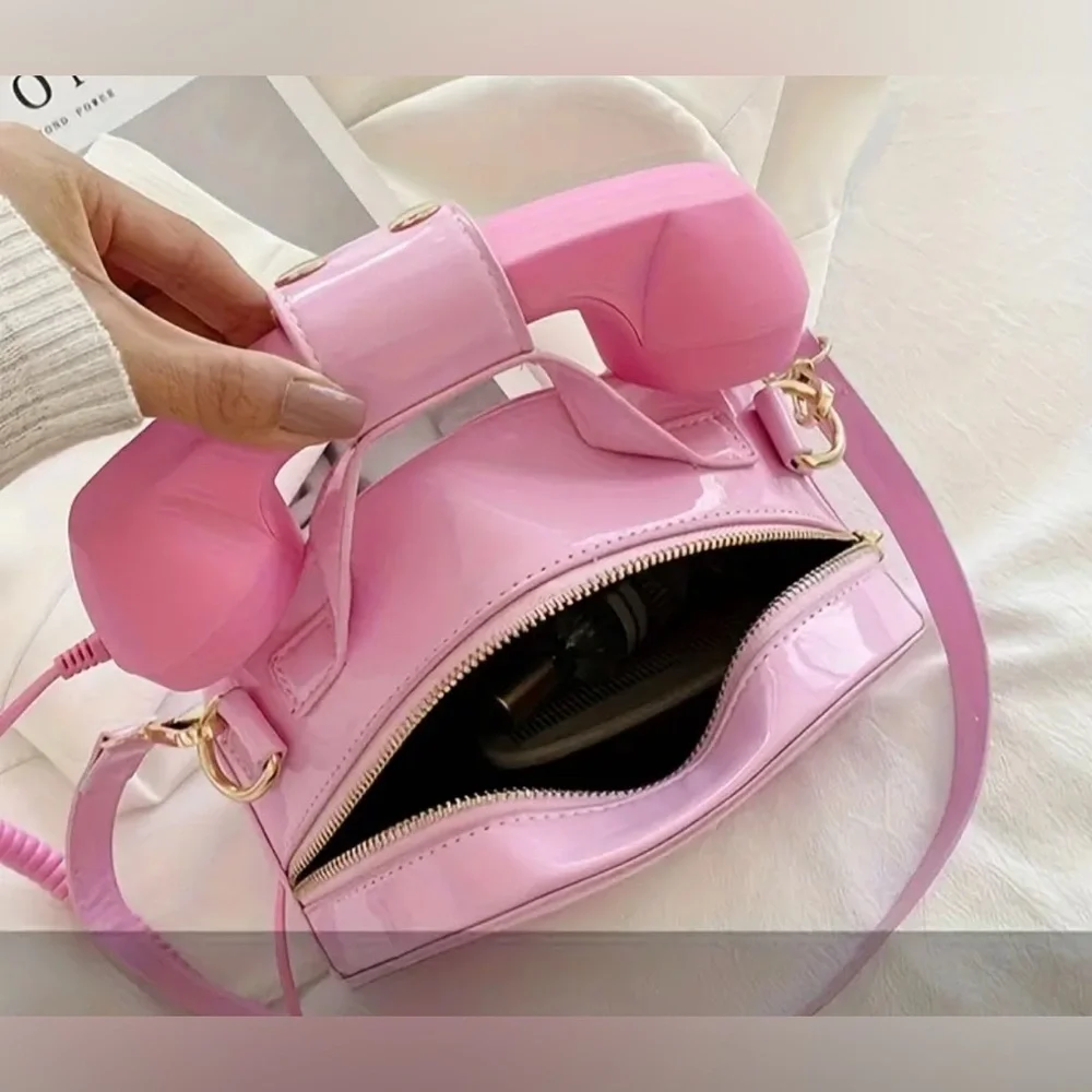 Novelty Purse | Fun & Unique Vintage Rotary Phone Statement Bag - it works!